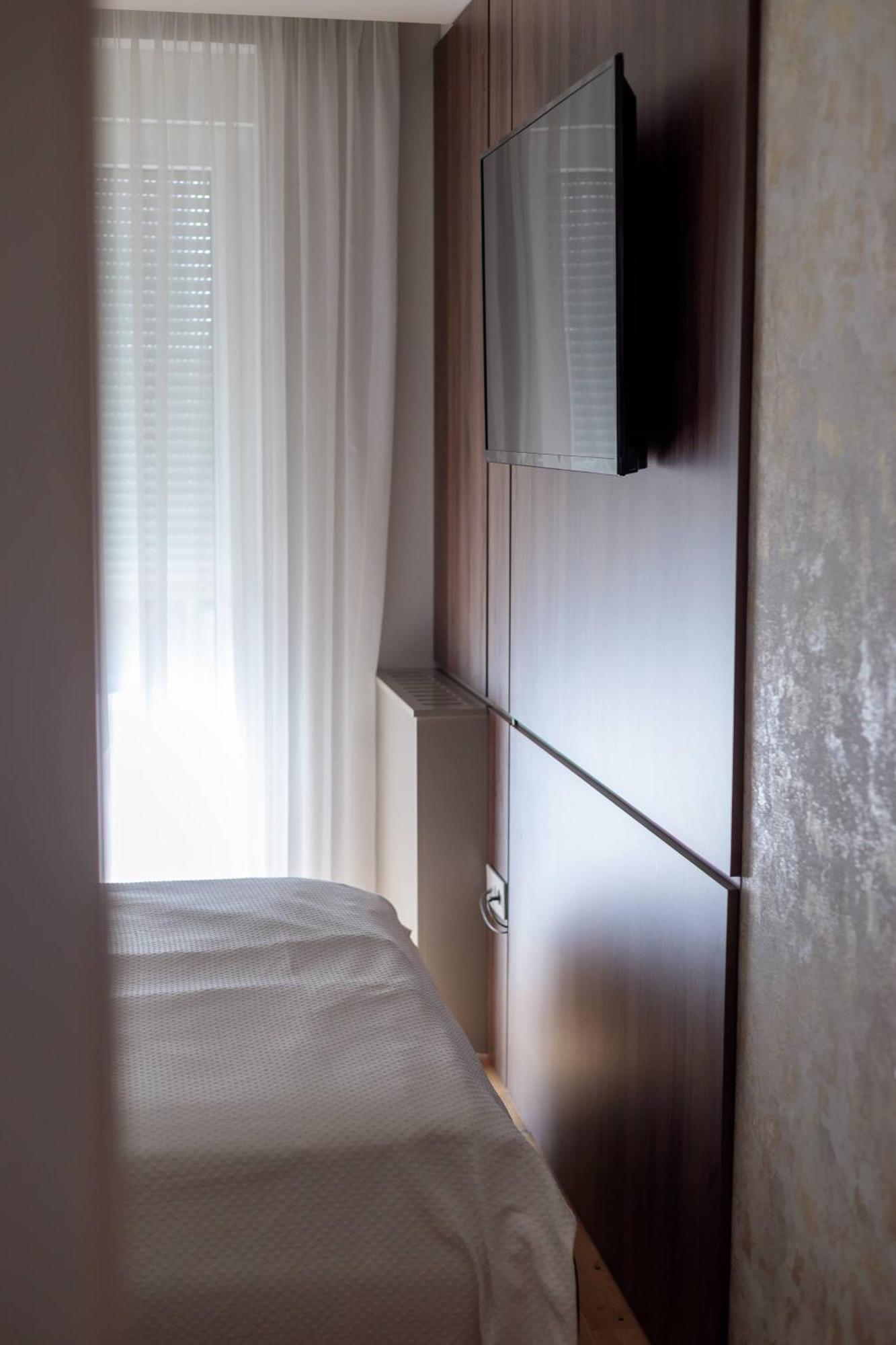 Donner Luxury Apartman Subotica Exterior foto